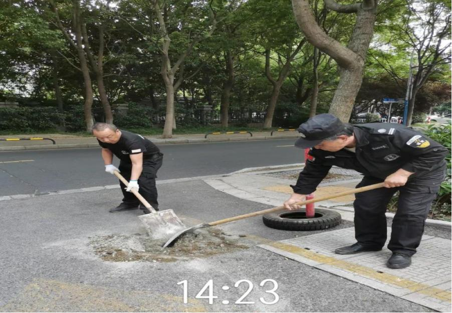 安全护栏保平安