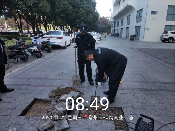 为居民修路暖人心