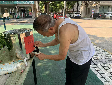 炎炎夏日,关爱沁人心