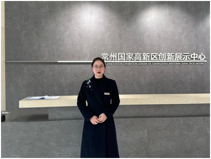 用热情与专业，诠释讲解担当